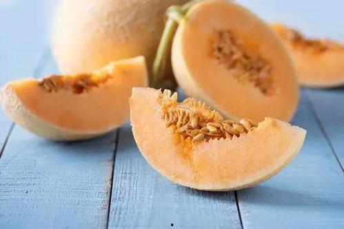 哈密瓜吃几片最好呢视频,吃几片最健康？