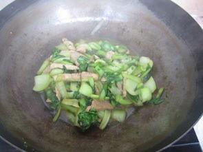 野瓜菜怎么炒着吃啊视频,家常美味轻松学