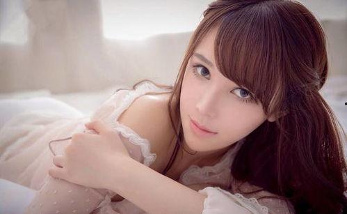 灵儿日记吃瓜视频,揭秘吃瓜背后的娱乐真相