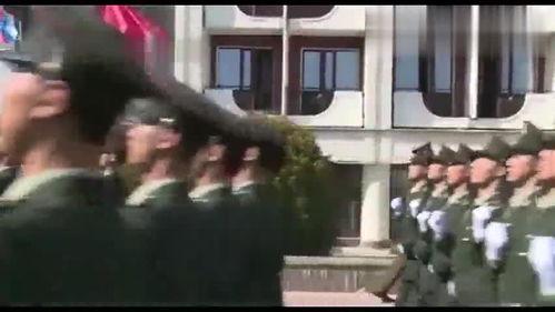 解放军吃瓜视频大全集,趣味横生的军营生活剪影